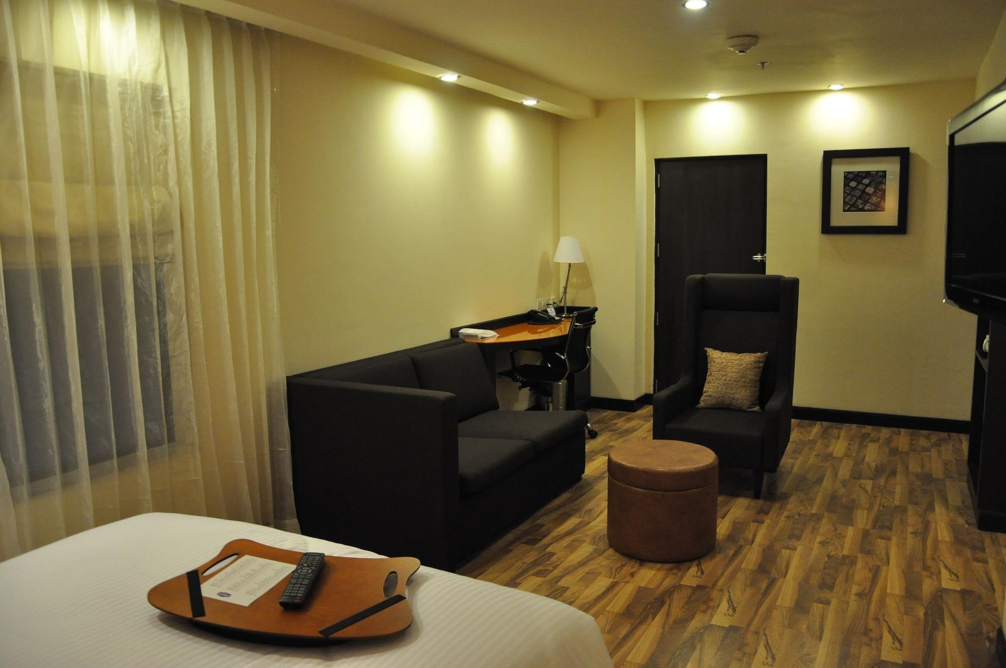 Hampton By Hilton Vadodara-Alkapuri Екстер'єр фото