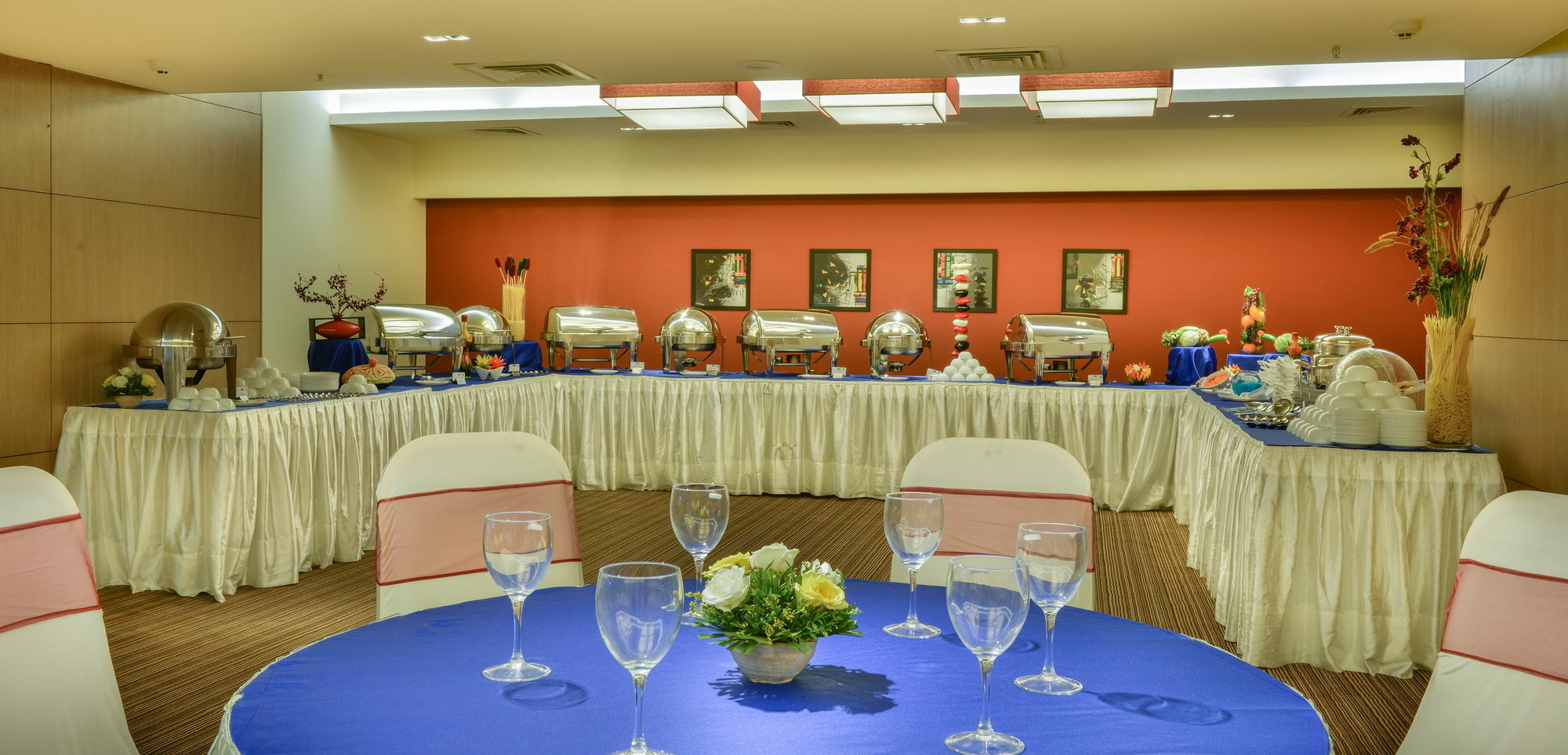 Hampton By Hilton Vadodara-Alkapuri Екстер'єр фото